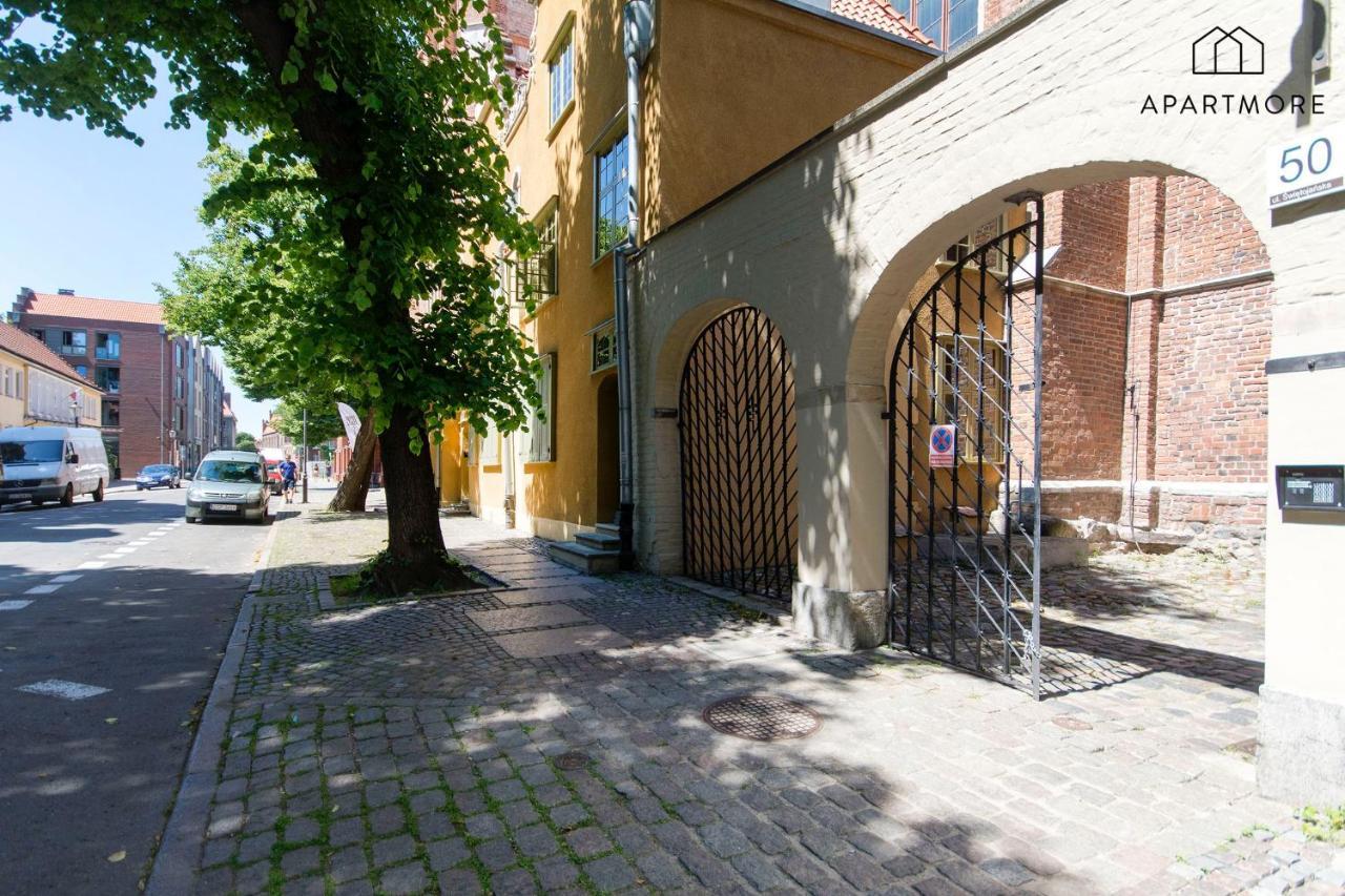Old Town By Apartmore Gdansk Ngoại thất bức ảnh