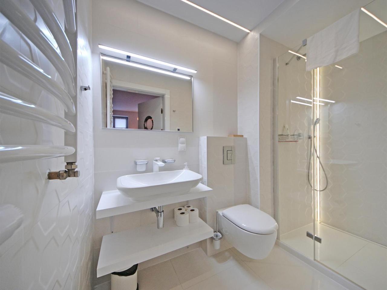 Old Town By Apartmore Gdansk Ngoại thất bức ảnh